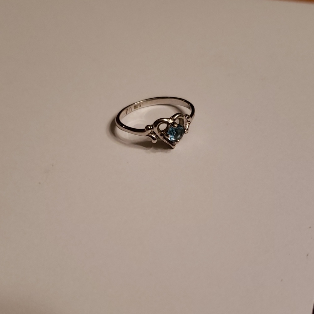 Premier Designs heart ring